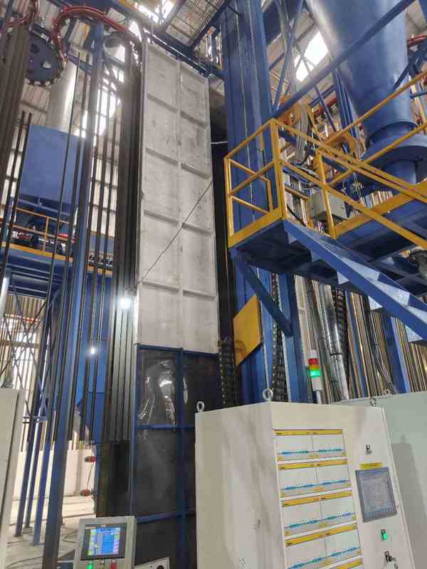 High-efficiency Spraying Rinsing Flexible Control System Full-Automatic Vertical Powder Coating Line for Aluminum Profiles